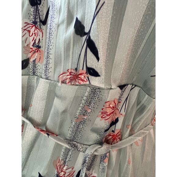 ASTR the label Women's Josie One Cold Shoulder Ruffle Floral Satin Wrap Dress - Picture 11 of 11